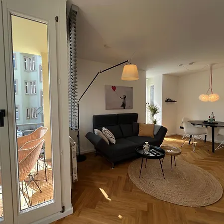 アパート Wohnperle*elboase*einzigartig*hochwertig*ruhig ドレスデン